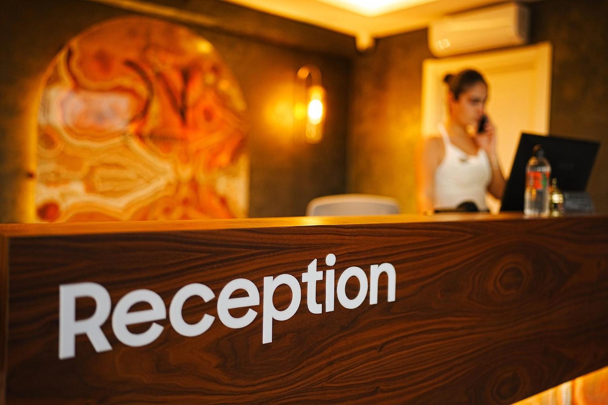 Der Inn Lara Antalya Exterior foto