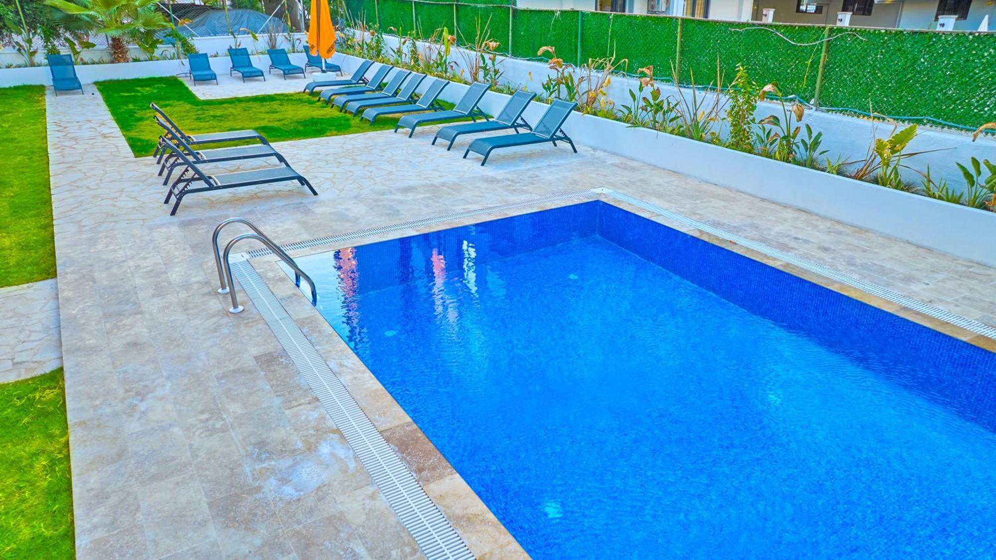 Der Inn Lara Antalya Exterior foto